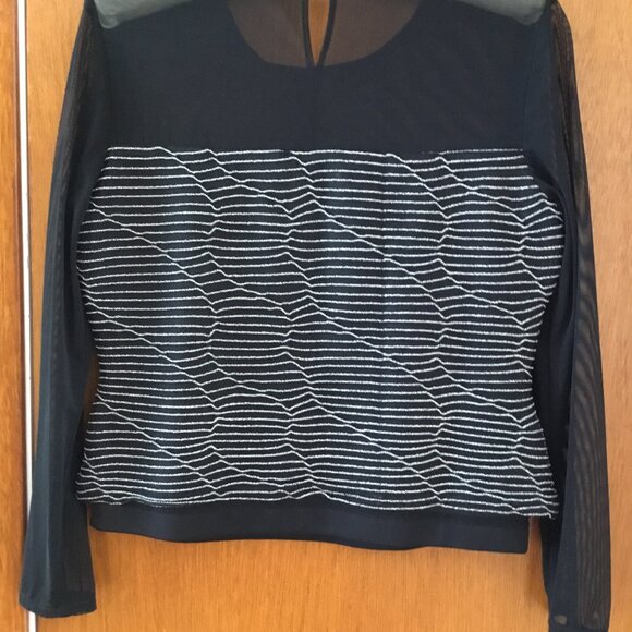 Blouse - Picture 2 of 4